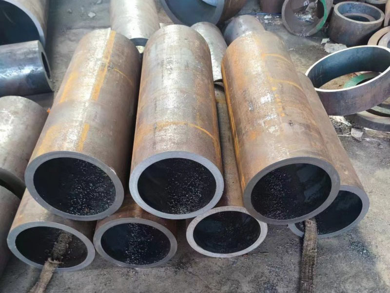 安定12Cr1MovG无缝钢管切割